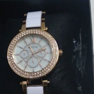 A brand new womens superior Adexe watch